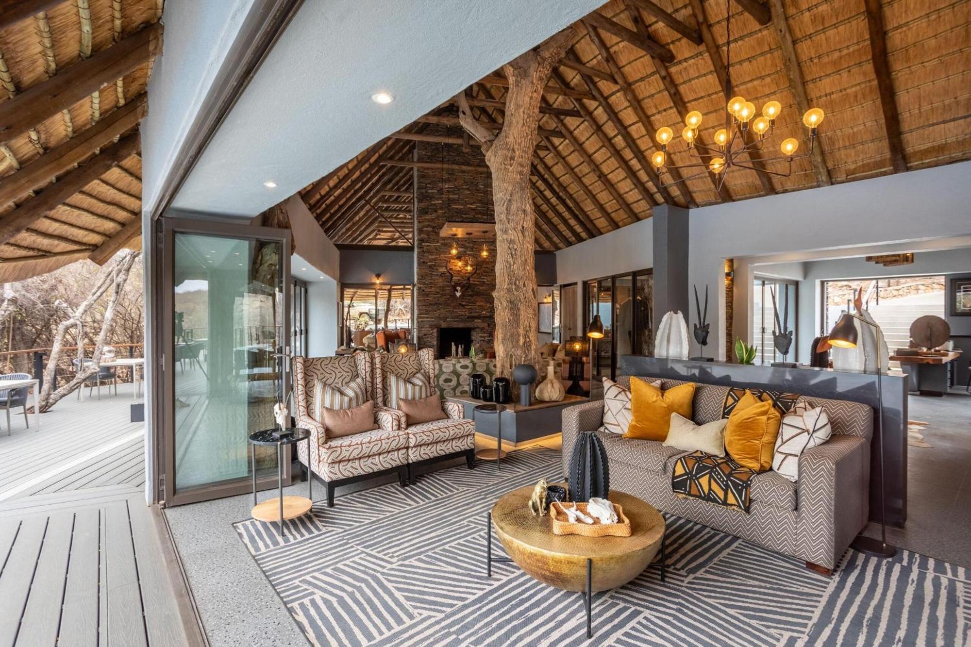 Tuningi Safari Lodge Madikwe viltreservat Exteriör bild