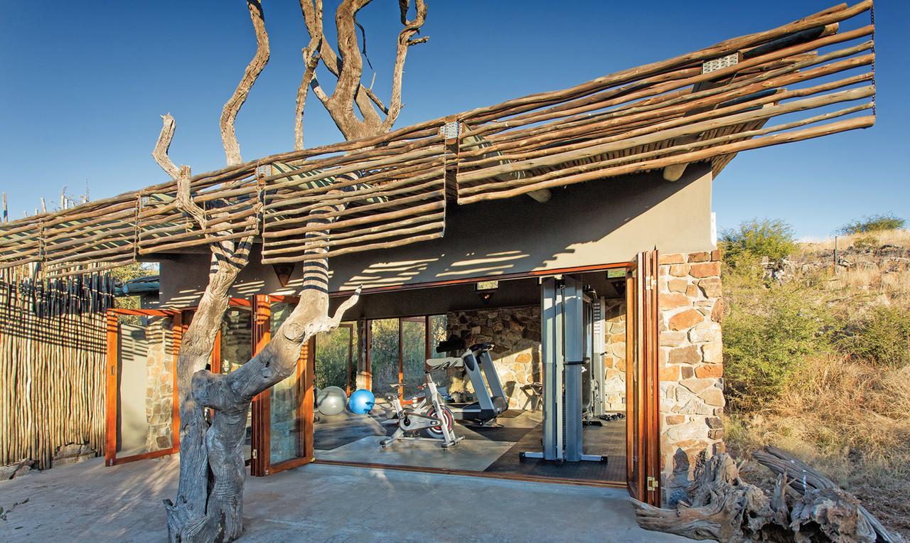 Tuningi Safari Lodge Madikwe viltreservat Exteriör bild