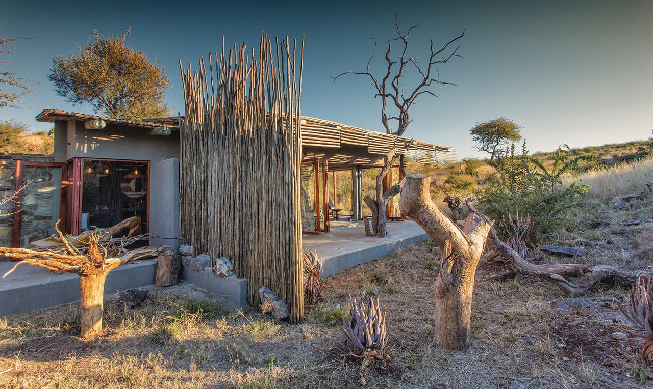 Tuningi Safari Lodge Madikwe viltreservat Exteriör bild